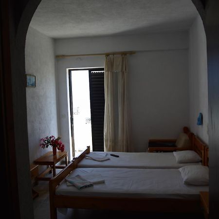 Myrmidon Hotel Agia Marina  エクステリア 写真