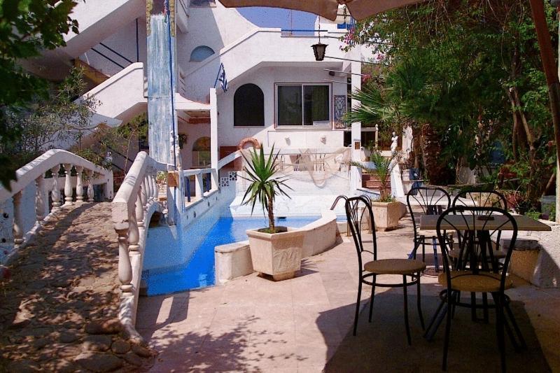 Myrmidon Hotel Agia Marina  エクステリア 写真