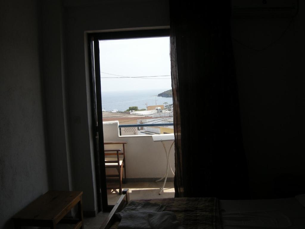 Myrmidon Hotel Agia Marina  エクステリア 写真