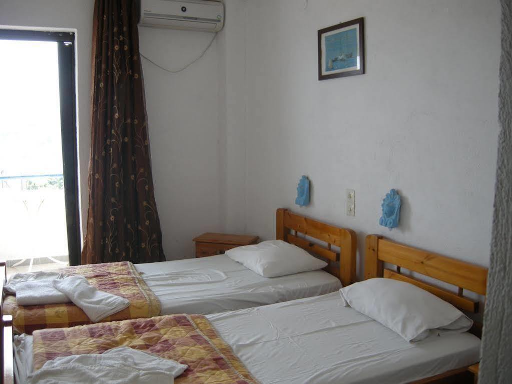 Myrmidon Hotel Agia Marina  エクステリア 写真