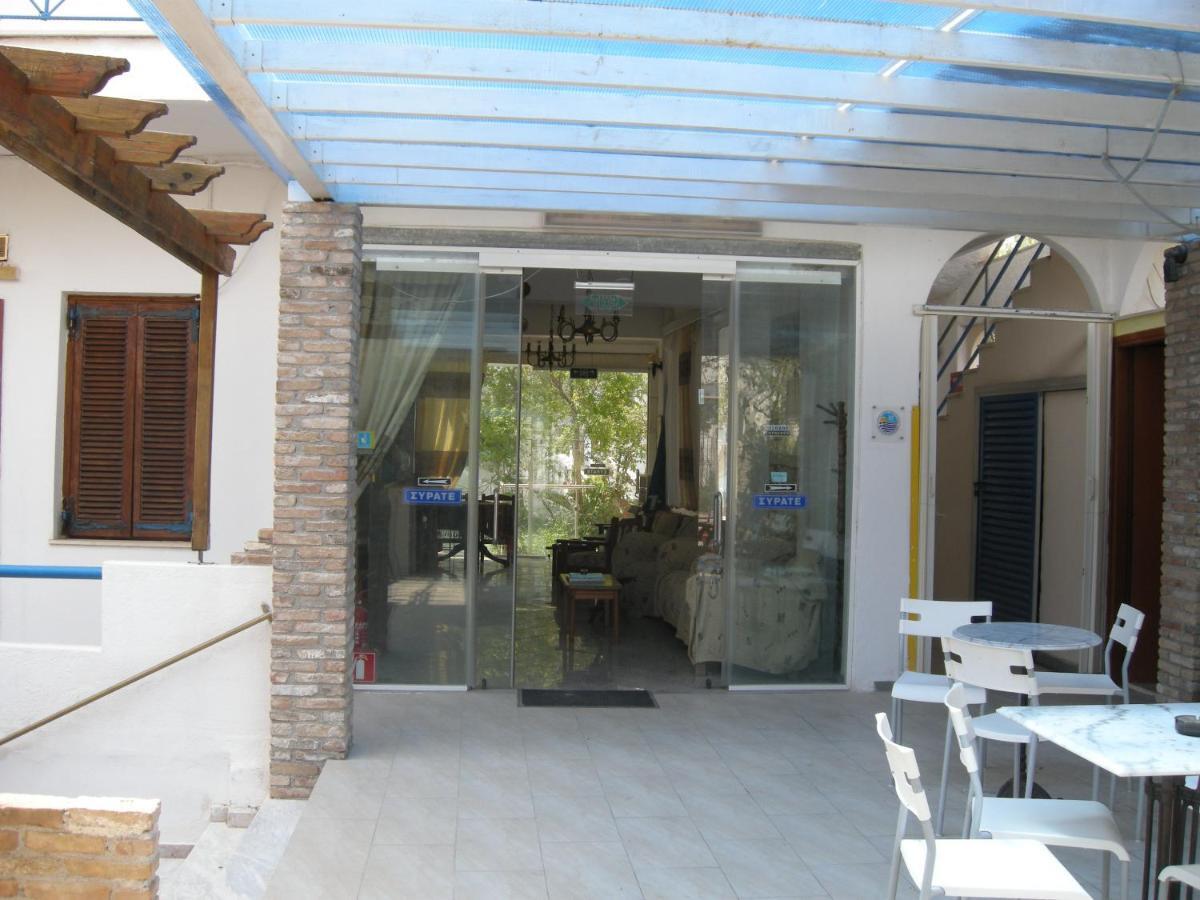 Myrmidon Hotel Agia Marina  エクステリア 写真